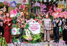 Malls Unite In Full Bloom For Raya Festive