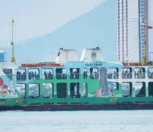 LOKE: PENANG FERRY SERVICE UPGRADE TO BEGIN NEXT YEAR, CATAMARANS WILL BE INTRODUCED