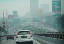 HAZE: INCREASE IN ASTHMA, CONJUNCTIVITIS CASES