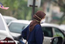 CHANGE, WASH FACE MASKS AFTER 4-6 HOURS TO PREVENT INFECTIONS