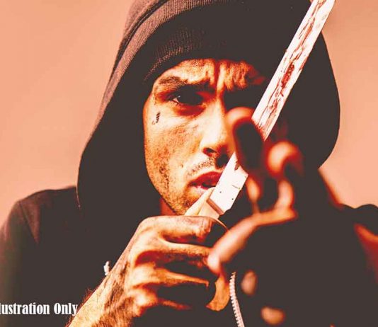 SS18 House Burglarised – One Injured