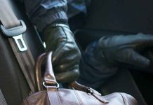 “Good Samaritan” Runs Off with RM200K from Victim’s Car