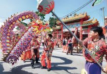Lions and Dragons Come Alive at Guan Di Temple Bandar Sunway