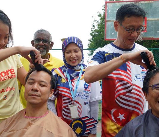 MERDEKA DAY KASI BOTAK EFFORT RAISES CLOSE TO RM10K FOR COMMUNITY AMBULANCE