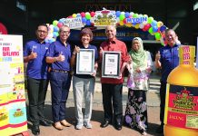 Warna-Warni Bazaar by Double Lion Celebrates Malaysian Beverage Culture with Record-Breaking Showcase