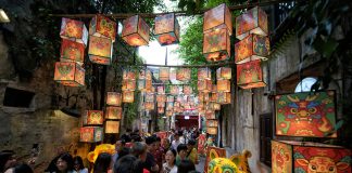 Still in CNY holiday mode? This Hidden KL Alley With Lanterns & Murals Is Just 30 Minutes From Subang Jaya