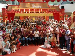 Subang Jaya’s CNY Celebration Goes Next-Level with a 200-People Lou Sang Toss