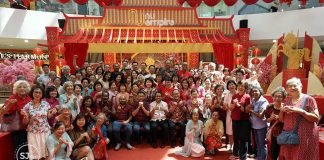 Subang Jaya’s CNY Celebration Goes Next-Level with a 200-People Lou Sang Toss