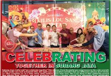 WHEN CNY MEETS RAMADAN: SUMMIT USJ HOSTS LOU SANG & IFTAR CELEBRATION