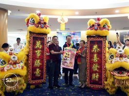 Lions “Invade” SJMC’s Quiet Hallways After Wowing Crowd with High-Pole Stunts On 10th Day of CNY