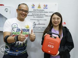 Jamaliah Playfully Calls Out Councillor for “Beating Her” to AED Installation at SS15 Hall